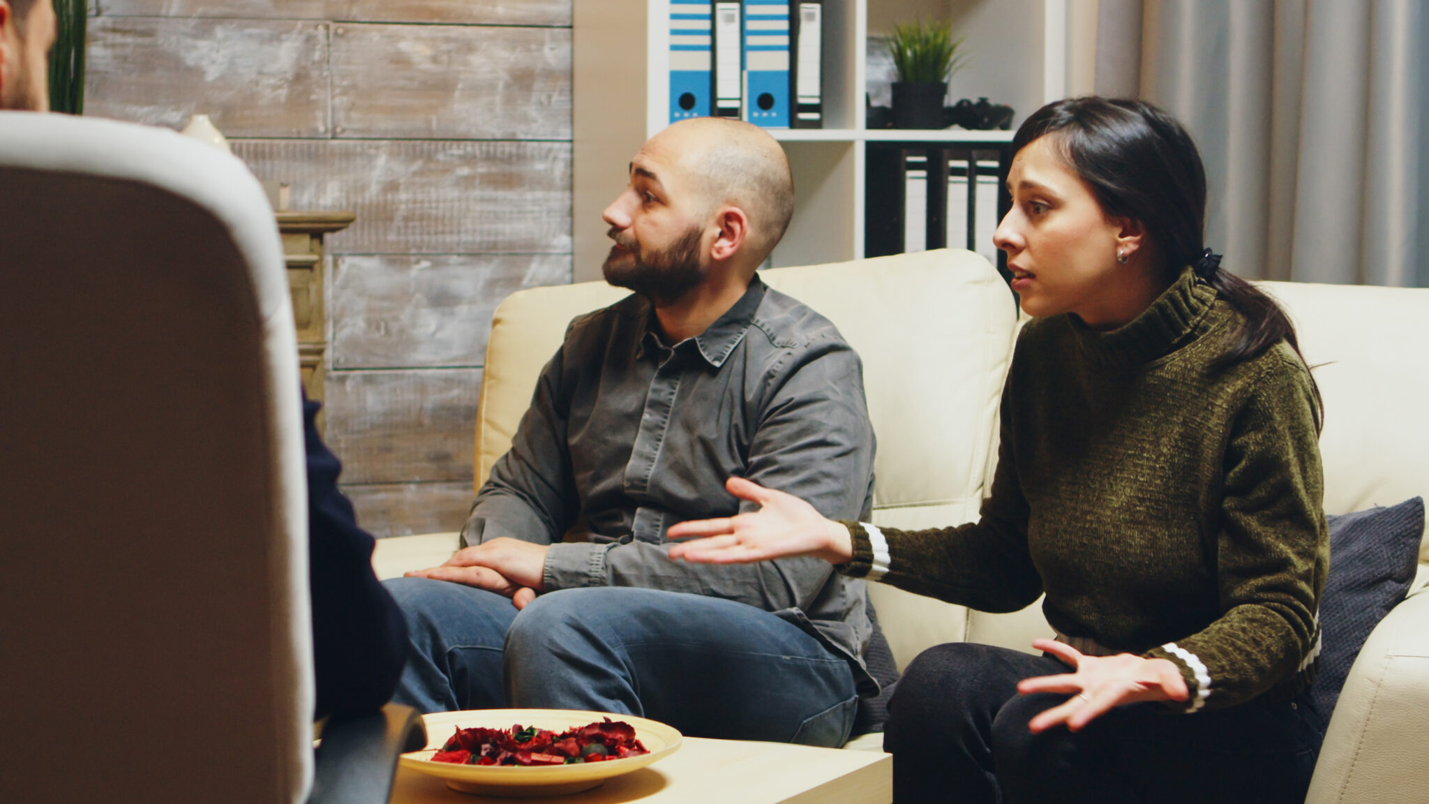 What to Expect During Your First Couples Therapy Session ...